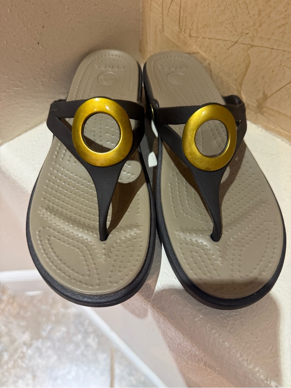 CROCS Women's Black Thong Sandals with Gold Ring